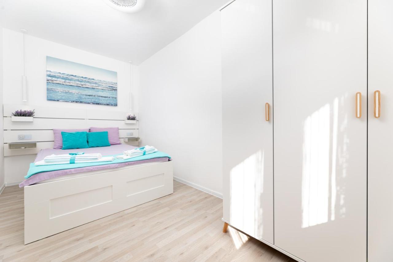 Apartments Aisa* Countryside Holiday Just 500M From The Beach! Krk Town Exteriör bild