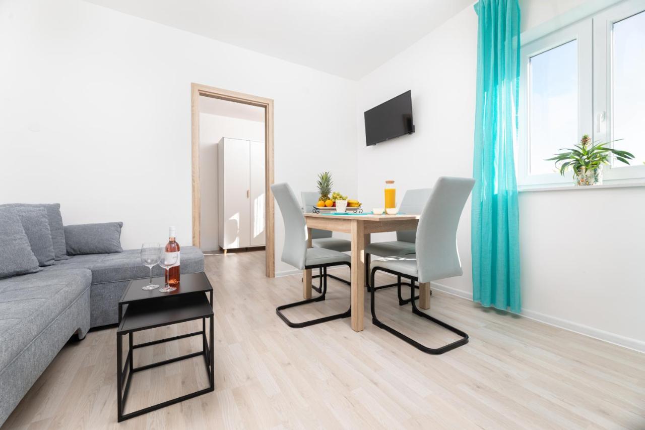 Apartments Aisa* Countryside Holiday Just 500M From The Beach! Krk Town Exteriör bild