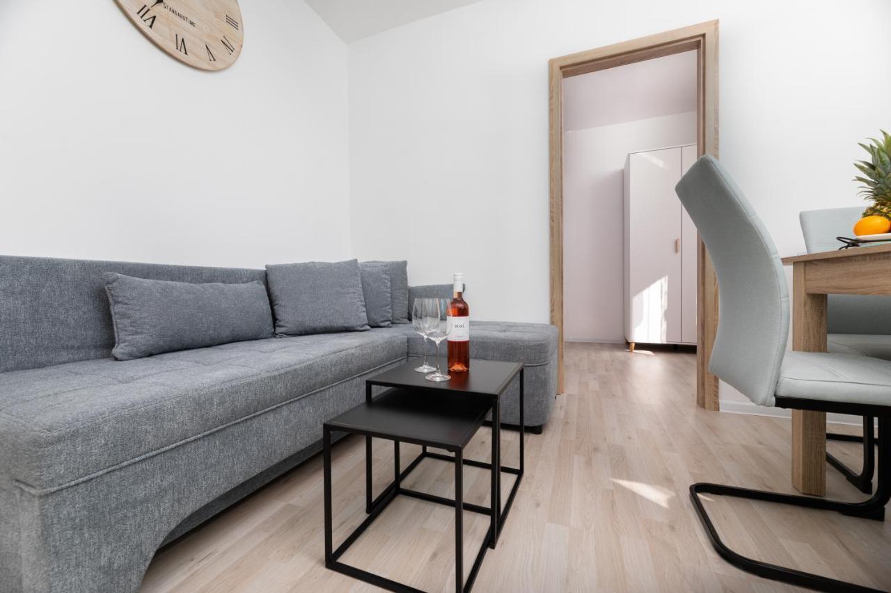 Apartments Aisa* Countryside Holiday Just 500M From The Beach! Krk Town Exteriör bild