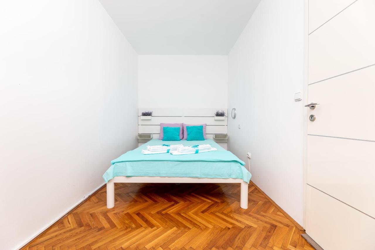 Apartments Aisa* Countryside Holiday Just 500M From The Beach! Krk Town Exteriör bild