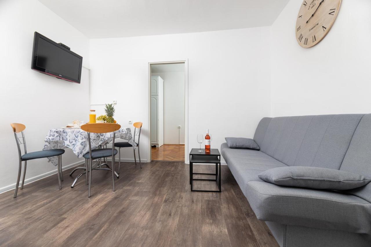 Apartments Aisa* Countryside Holiday Just 500M From The Beach! Krk Town Exteriör bild