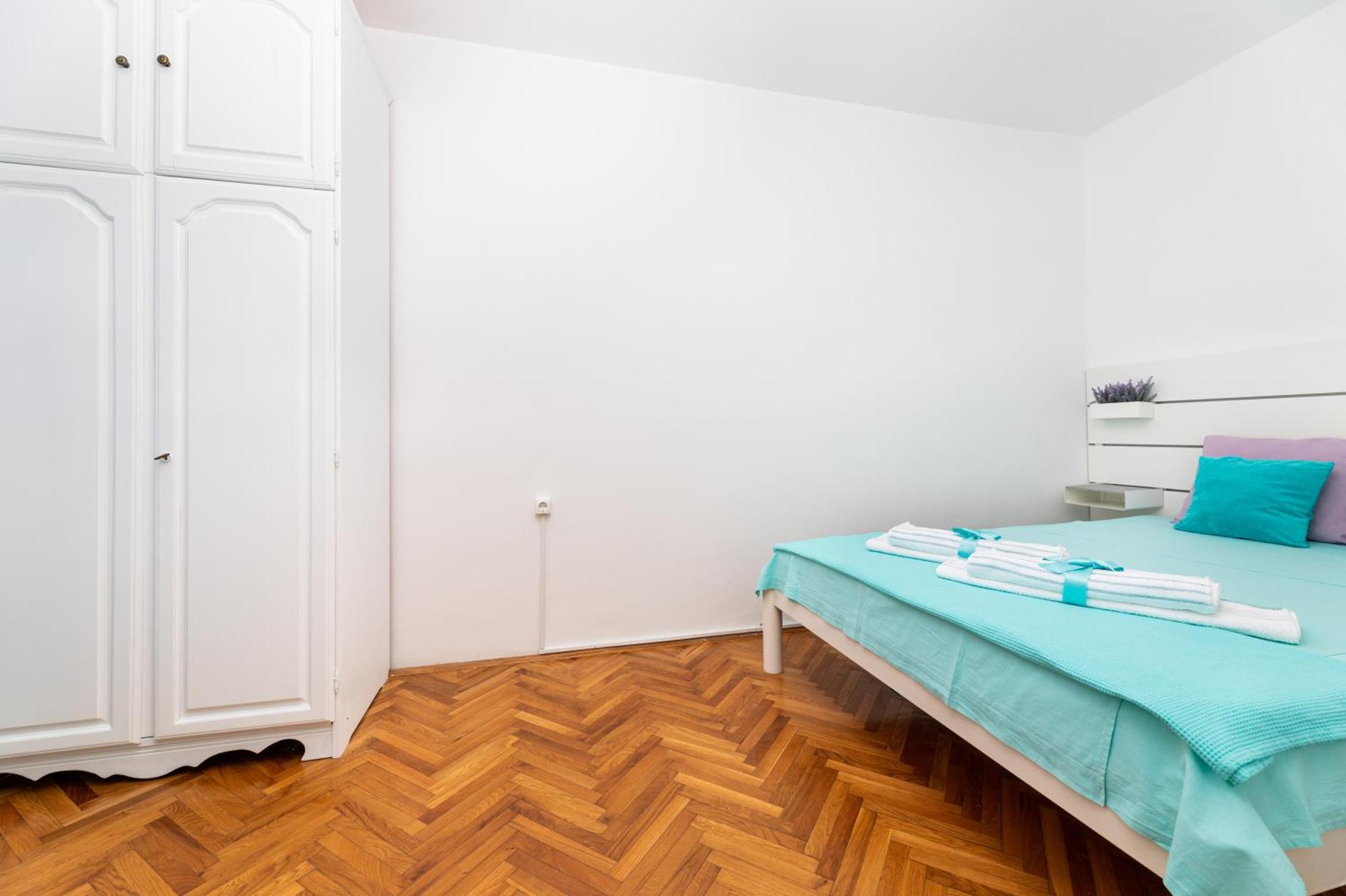 Apartments Aisa* Countryside Holiday Just 500M From The Beach! Krk Town Exteriör bild